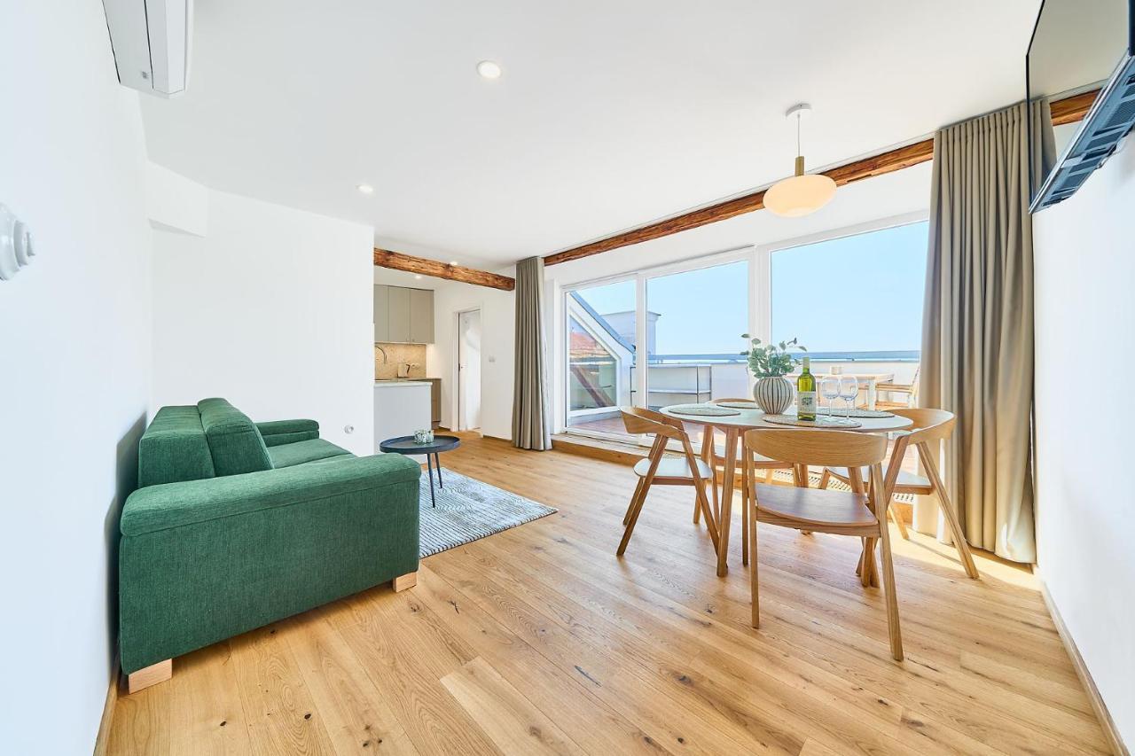Modry Janek Apartment *
